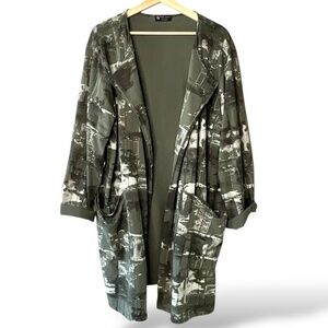 Bella Amore Green and Black Patterned Cardigan